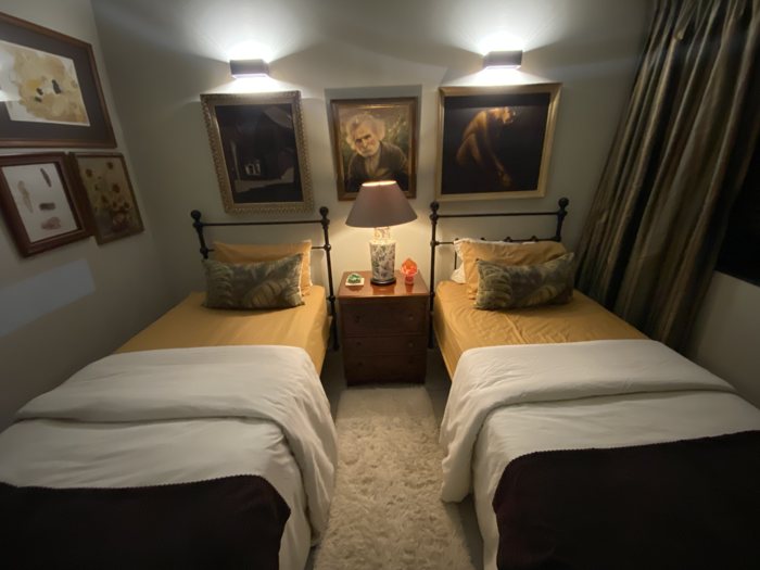 The twin room with two single beds